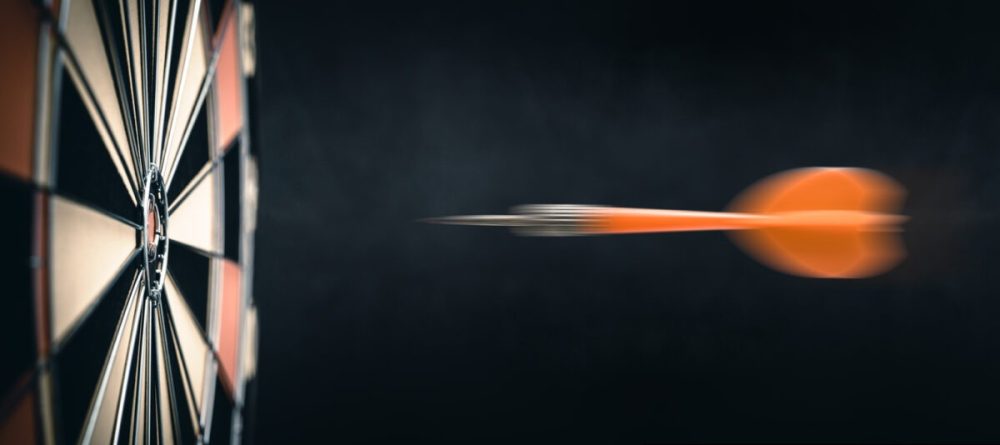 Darts Darts in bull's-eye
